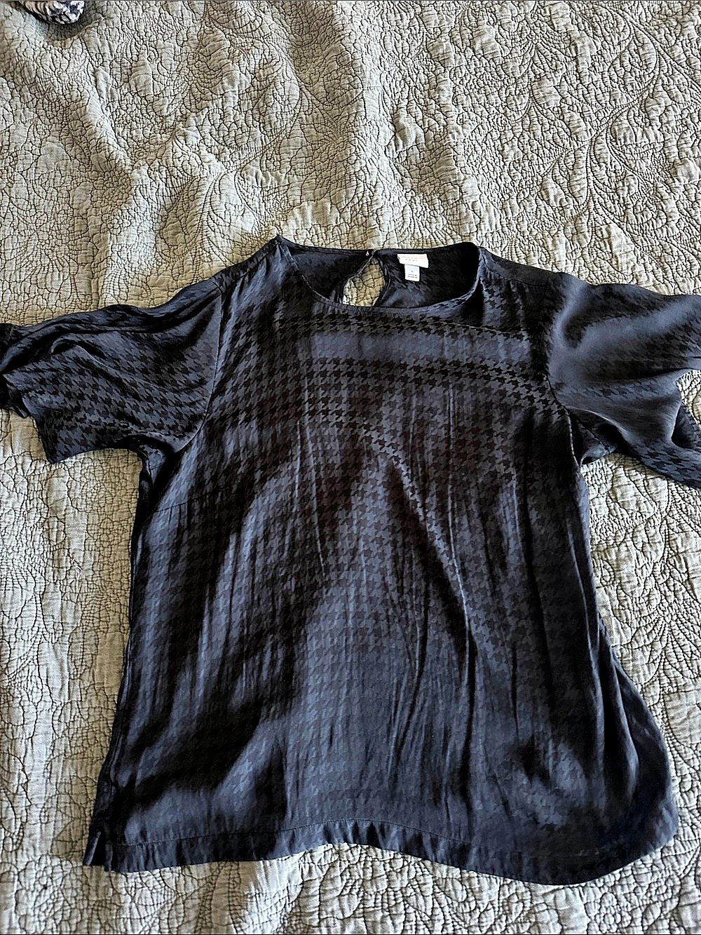 Black checkered Blouse Size Large Like New